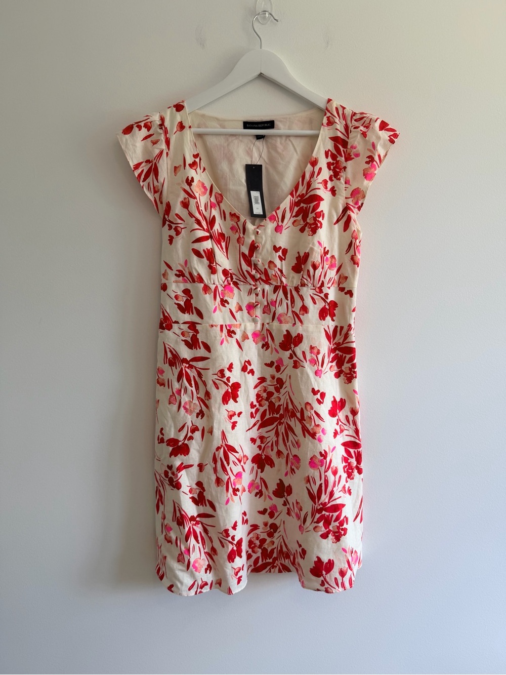 Banana Republic Floral V-Neck Summer Dress in Cream and Red